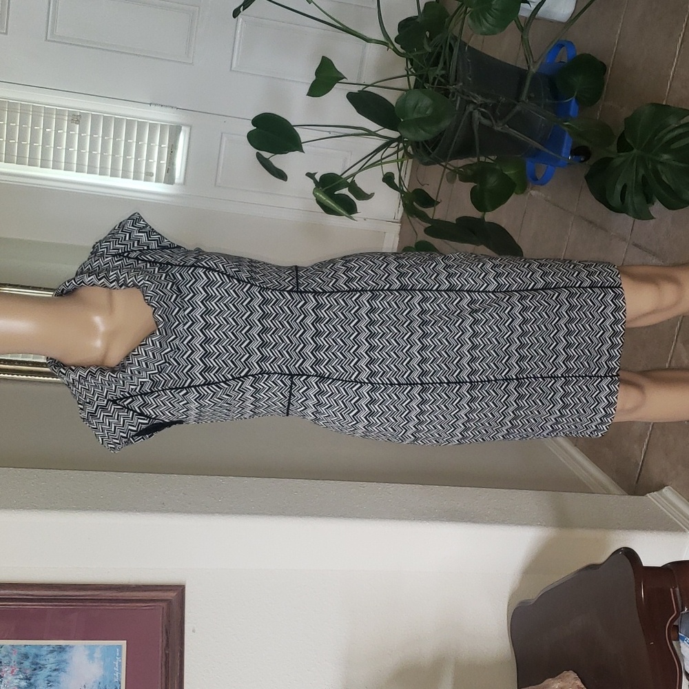White House Black Market 0 Sweater Dress Dress Black/Gray  cowlneck